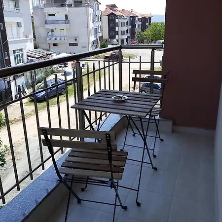 La 2 Aparthotel