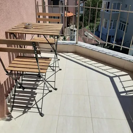 La 2 Aparthotel Tsarevo